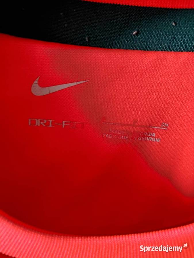 Sprzedam koszulkę klubu Liverpool FC M SALAH lubelskie sprzedam