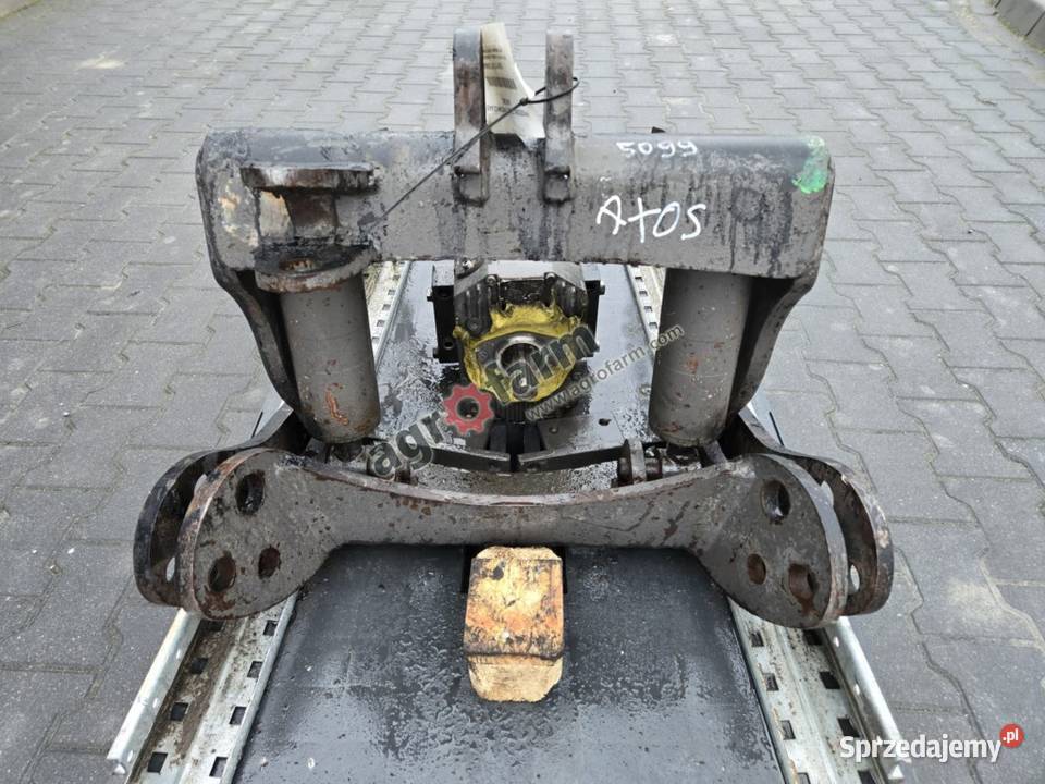 TUZ przedni podnośnik WOM Claas Axos Byków