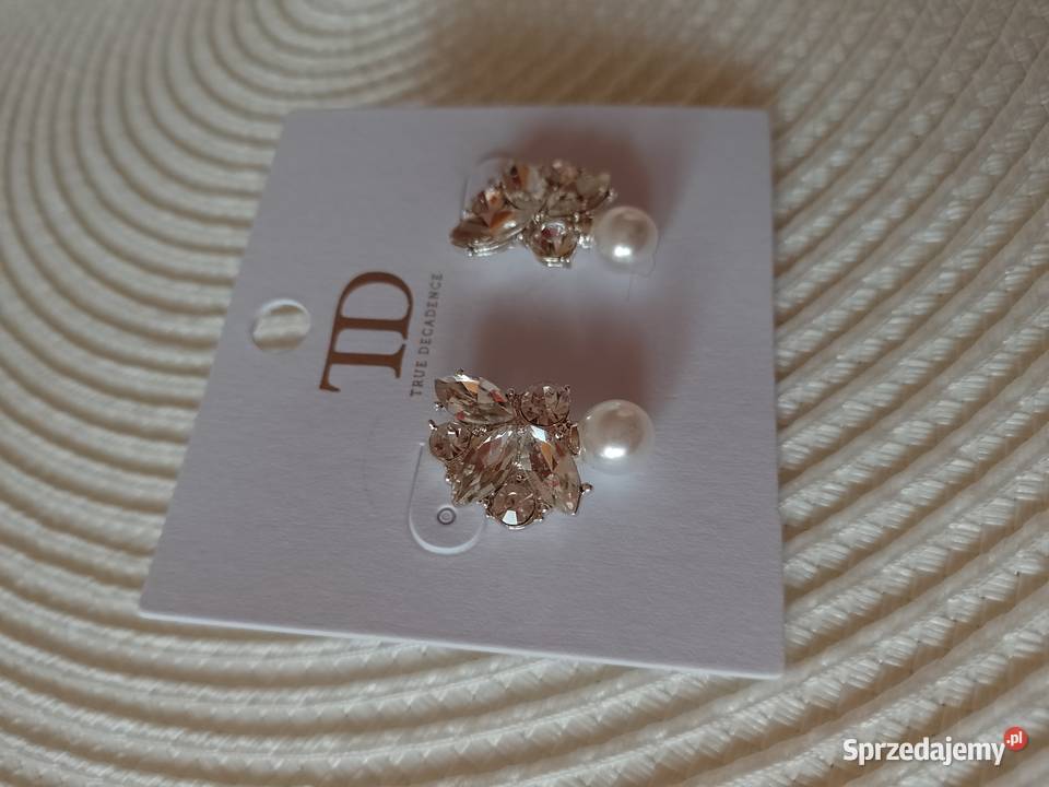 Bogato zdobione kolczyki perły biznesowe z małopolskie Kraków