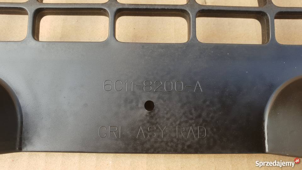 FORD TRANSIT 0612 KRATKA ZDERZAKA Bieleń