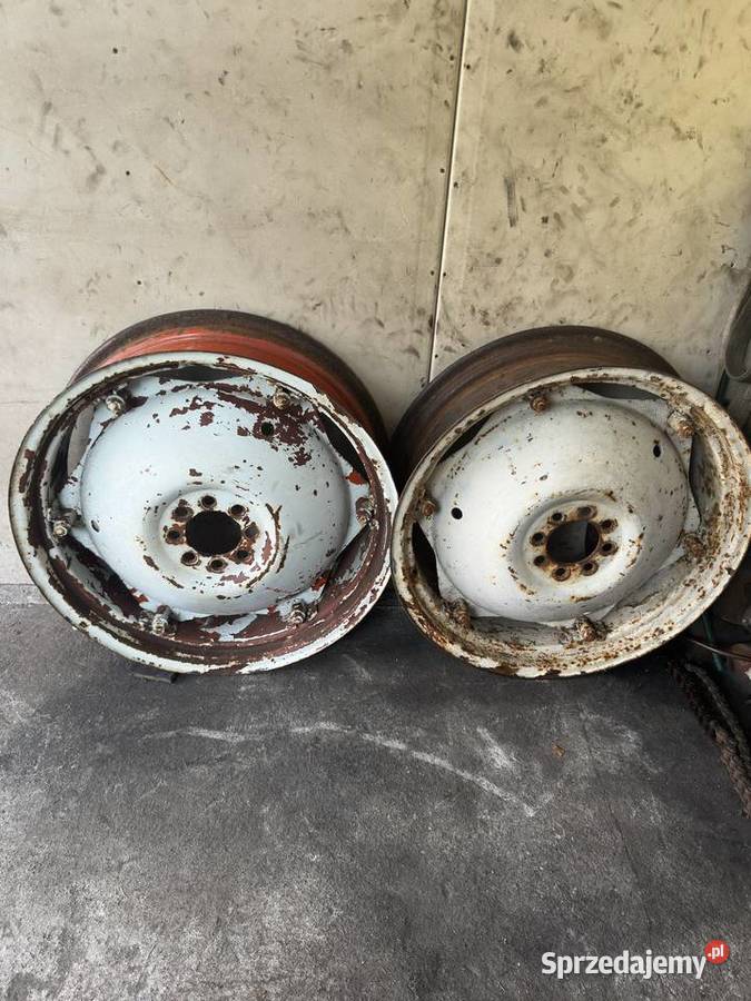 Felgi 28 koła tylne Ford 3000 Ford Ford łódzkie Pajęczno