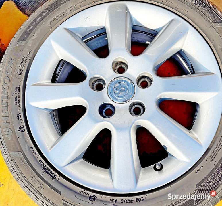 FELGI Z OPONAMI TOYOTA AVENSIS 65JJx16CH ET45 Radom