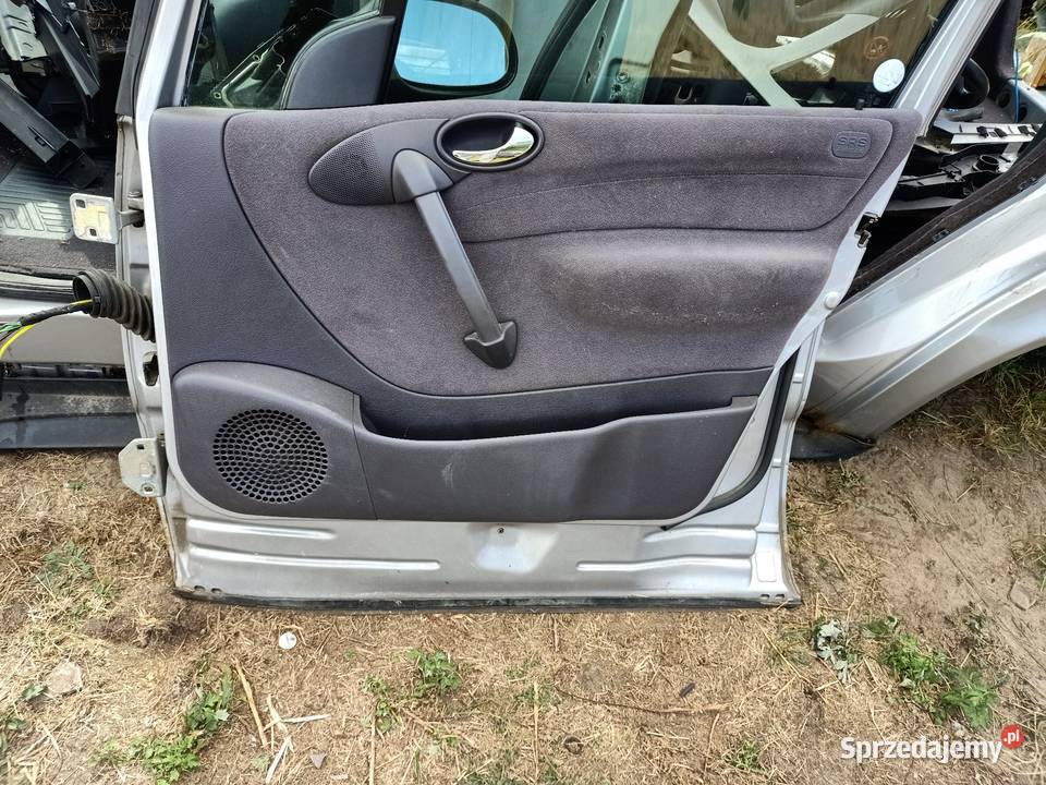 drzwi przód przednie prawe Mercedes Aklasa W168
