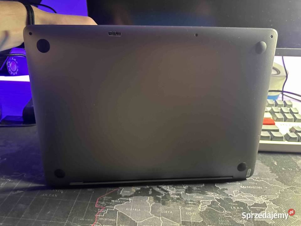 MacBook Pro 13 M1 Pro Apple 16 GB RAM i 512 GB Nowa Sarzyna sprzedam