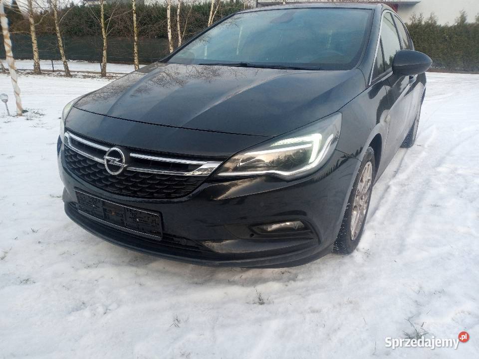 Opel Astra K bogate wyposażenie bezwypadkowa super sgan