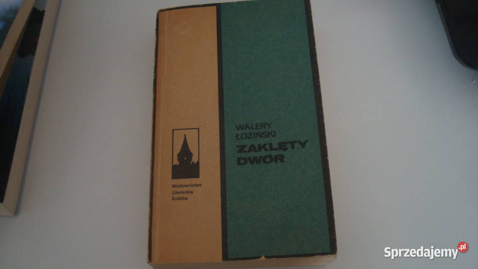 Zaklęty dwór łoziński js Osięciny