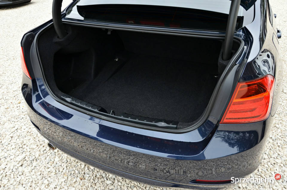 BMW 318 20d 143 Nowy Rozrząd Navi Koniecznie VAT marża Ostrów Mazowiecka
