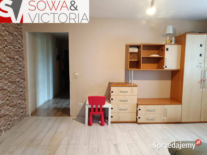 Widok na Góry Sowie baza wypadowa Cisza Piętro 1