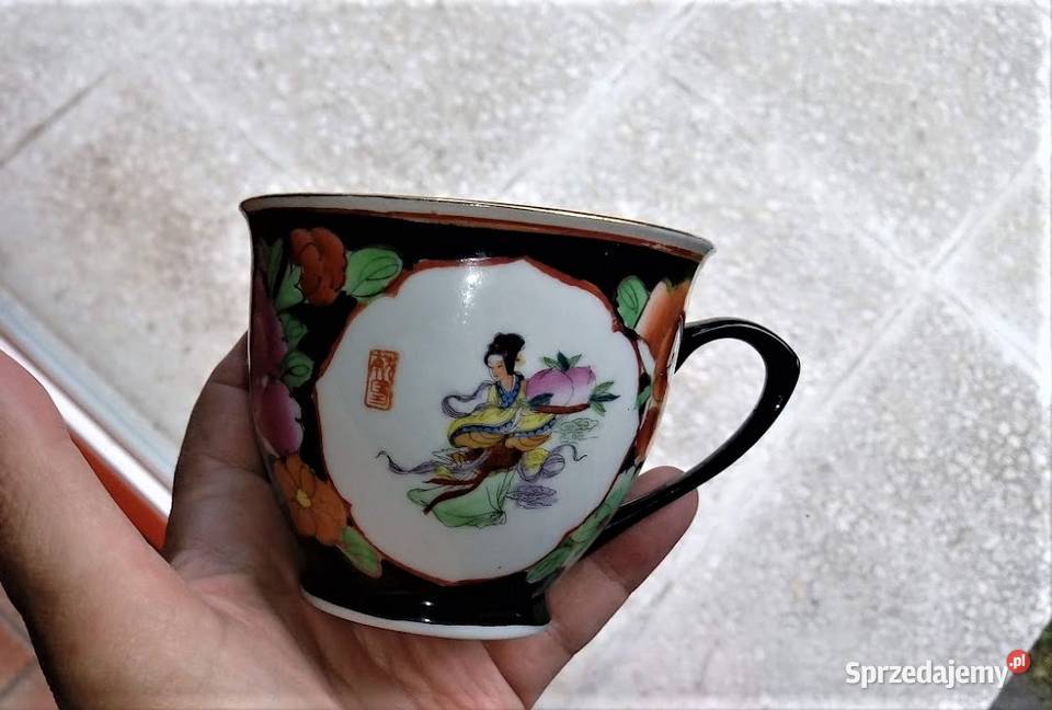 Filiżanki porcelanowe z gejszą 4 sztuki Poznań sprzedam