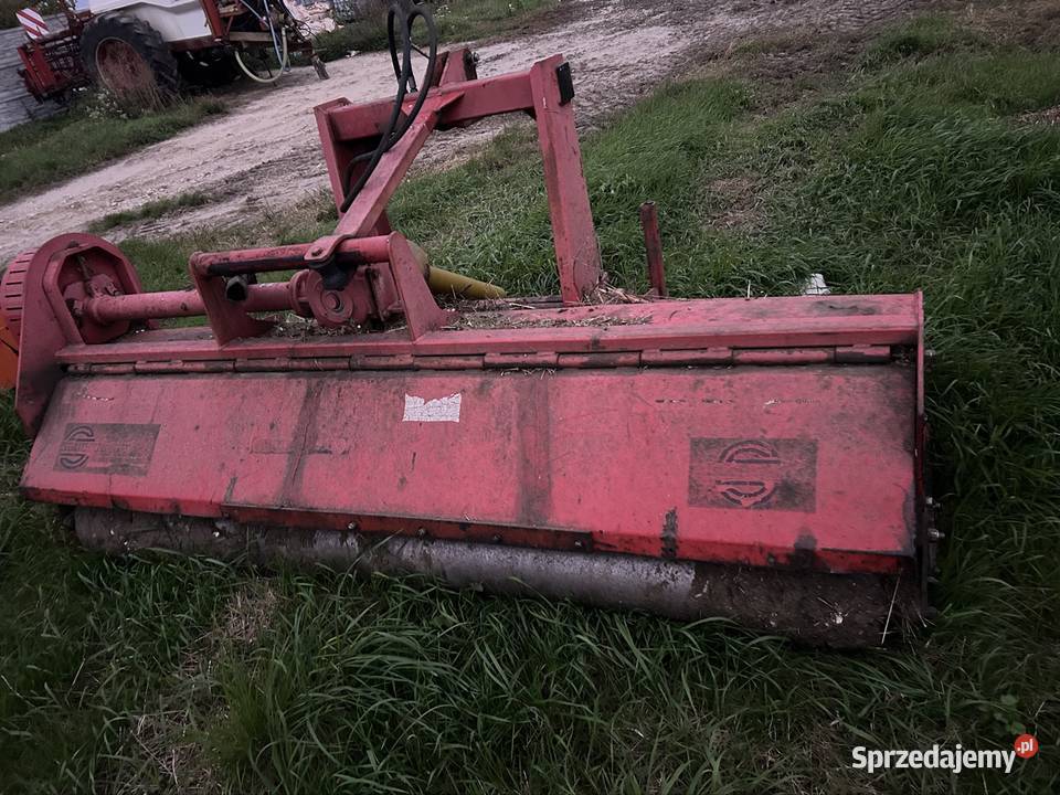 Bizon mulczer rozsiewacz agregat uprawowo siewny Agregaty Zrębice