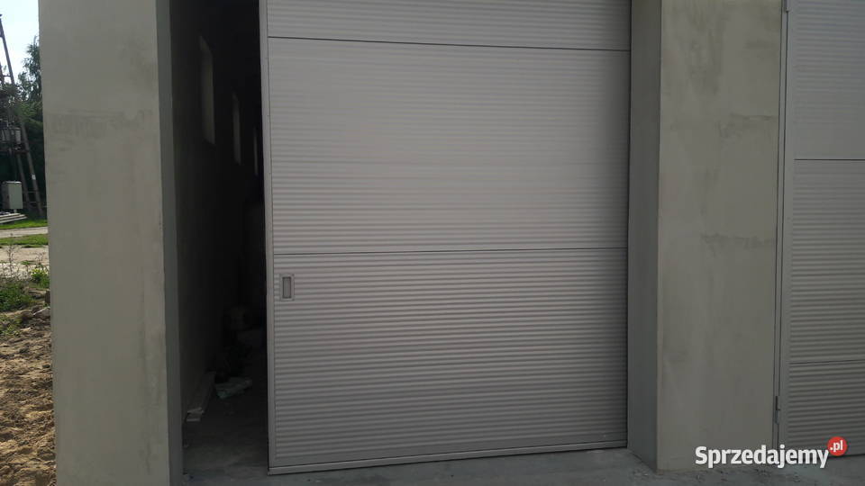 Drzwi inwentarskie z płyty warstwowej Łomża