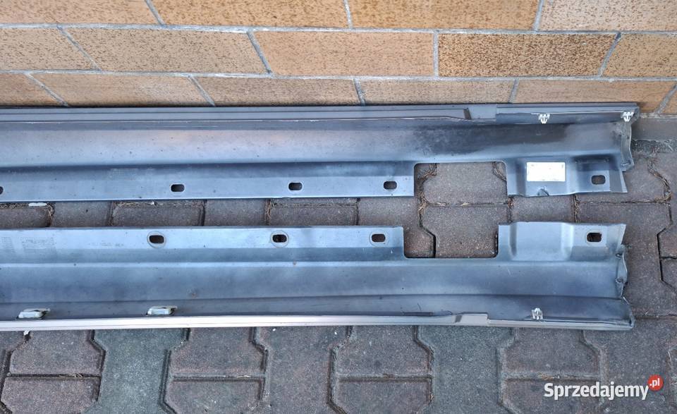 Listwa Progowa Mercedes W204 Listwy i nakładki Sandomierz
