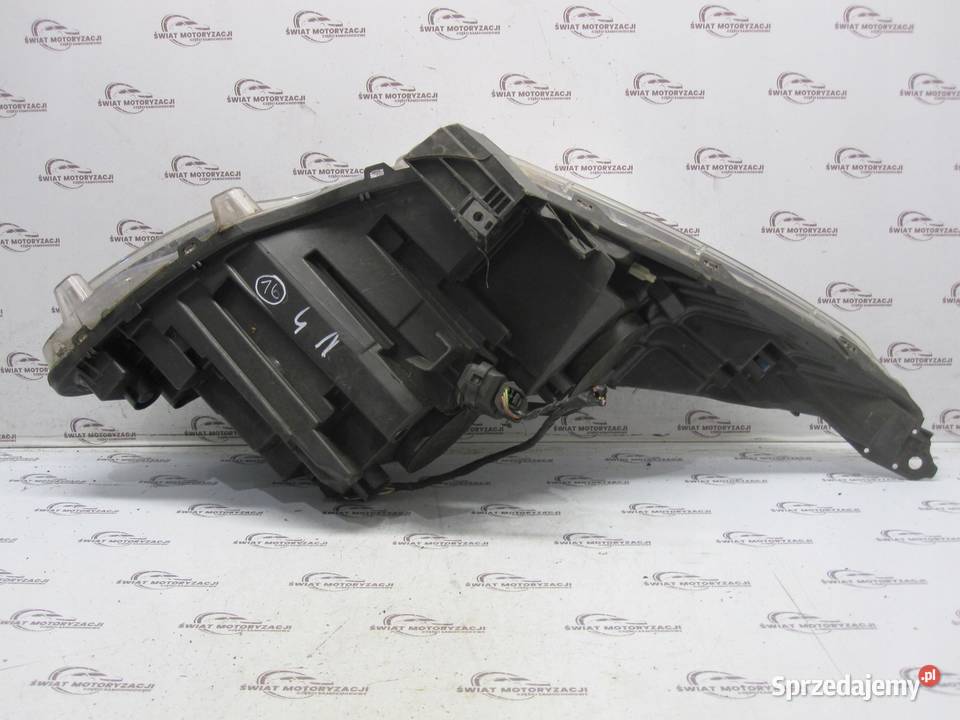 PEUGEOT 3008 I LIFT 16r lampa lewa przód
