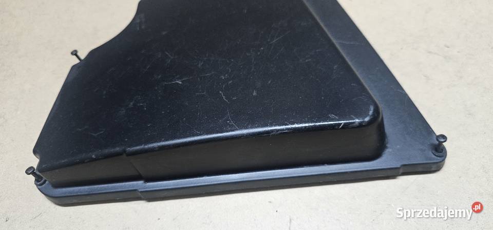 Pokrywa skrzynki mercedes w210 2105400882 osobowe wielkopolskie Zbąszyń