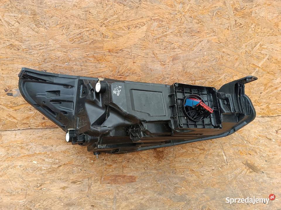 LAMPA LEWA PRZÓD REFLEKTOR EU LED JX7B13E017AJ osobowe Nowy Tomyśl