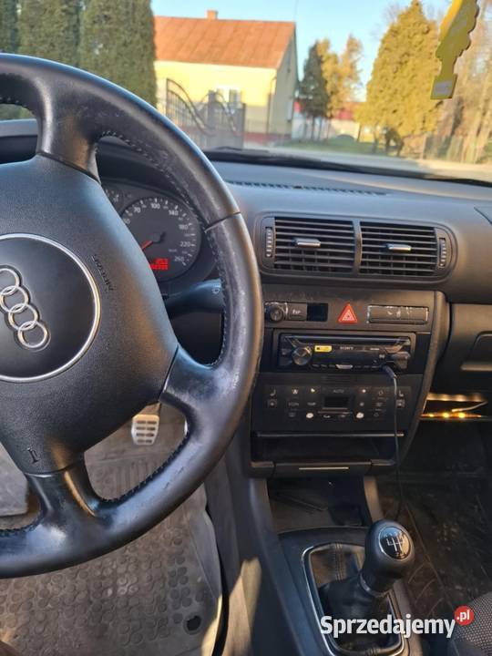 Audi A3 19 TDI 2001r 5 drzwi 101KM
