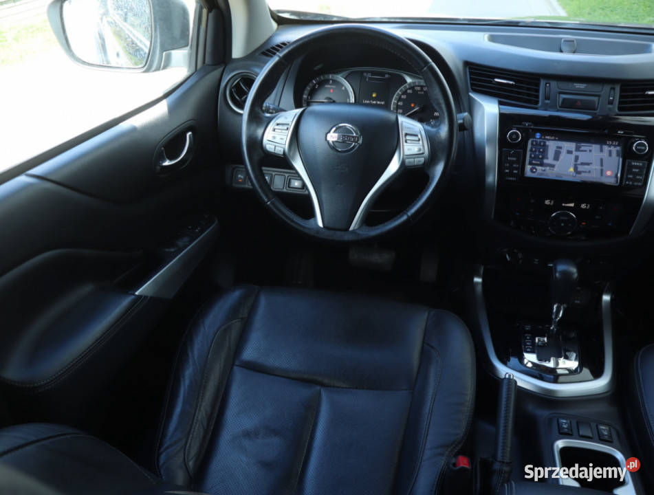 Nissan Navara 23 dCi Navara Łódź