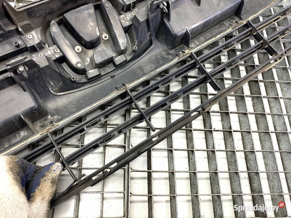 ATRAPA GRILL HONDA CRV III 71121SWWG0 SUV KRATA osobowe