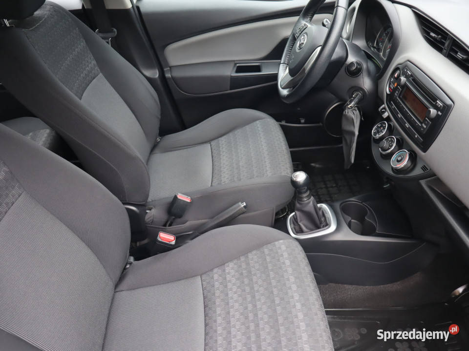 Toyota Yaris 10 VVTi wspomaganie kierownicy
