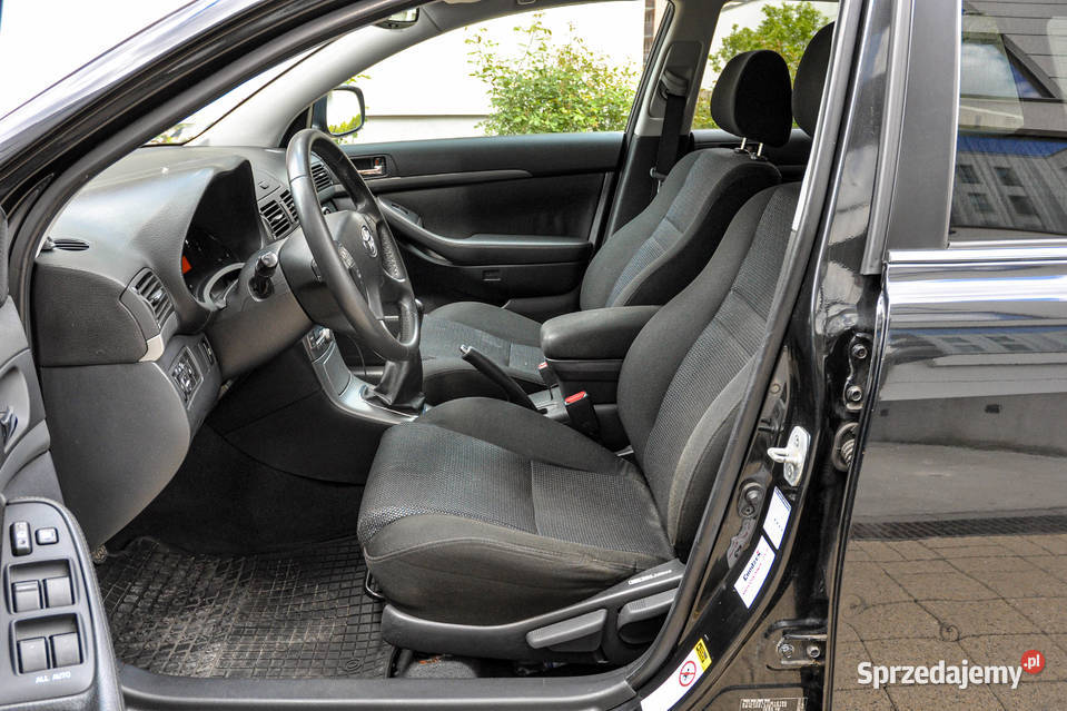 Toyota Avensis 20 147 2008 r Lift Salon Wrocław