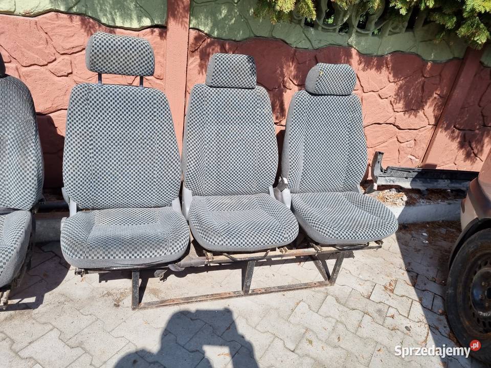 Siedzenia do Busa Kanapa Zagłówki Oparcie Scudo Skawina sprzedam
