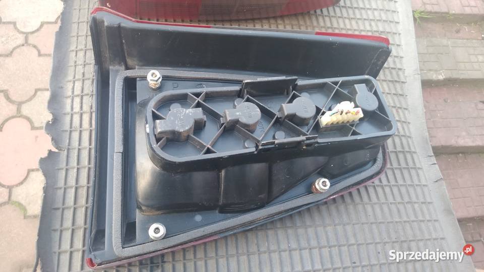 Polonez Caro Atu lampy tył Uniwersalne Stalowa Wola