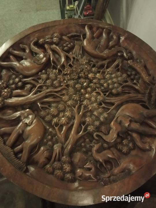 Sprzedam ręcznie rzeżbiony stół i cztery Sokołów