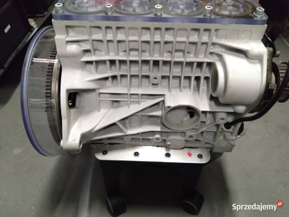 Model silnika spalinowego VW SKODA Częstochowa