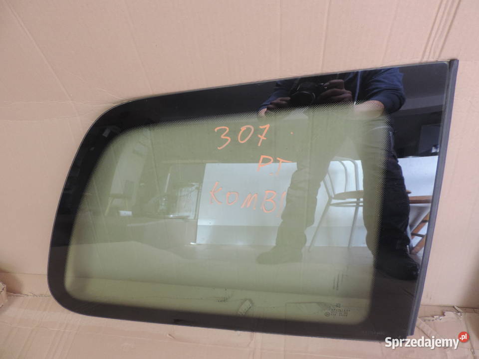 SZYBA PRAWA TYLNA KAROSERYJNA PEUGEOT 307 SW Rok produkcji 2003 Nowy Sącz