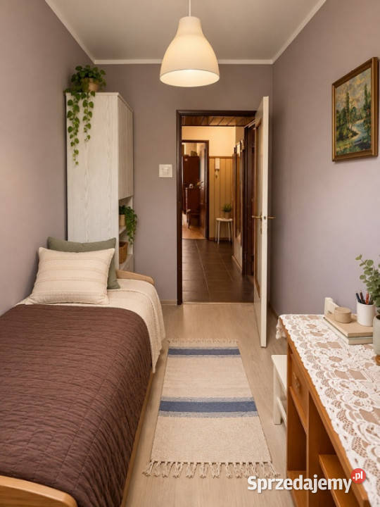 3 pokoje 478 m 1 piętro balkon piwnica Wieliczka 48m2 małopolskie