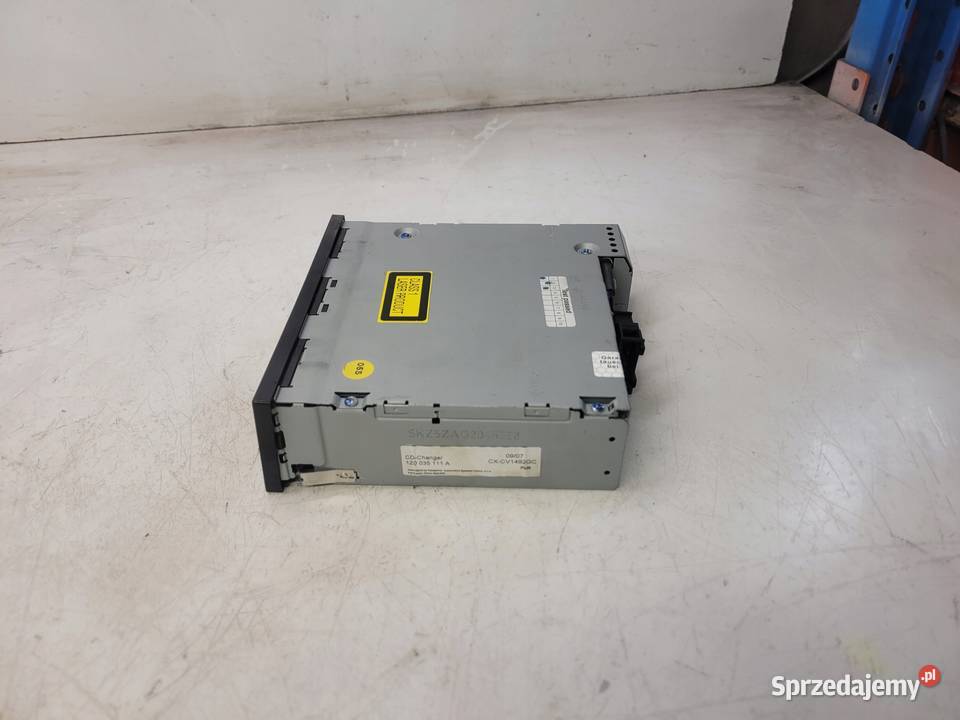 ZMIENIARKA CD AUDI VW SEAT SKODA 1Z0035111A Sprzęt audio fabryczny Przystajń