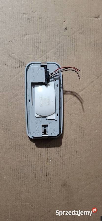 Lampka podsufitki Vw Lupo Środek