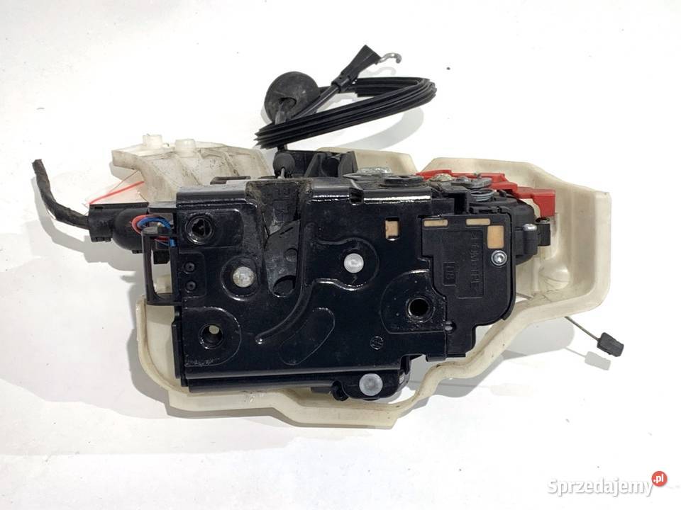 ZAMEK DRZWI PRAWY TYŁ VW GOLF VI Kombi 0914 sprzedam