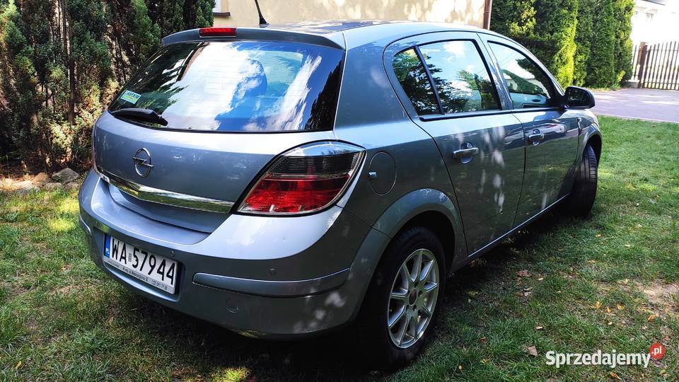 Opel Astra H 16 Benzyna zadbana bezwypadkowa nieuszkodzony mazowieckie