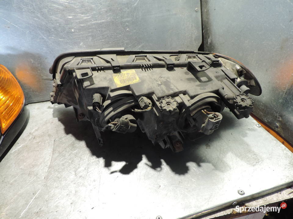 BMW E46 LAMPA PRAWY PRZÓD REFLEKTOR PRAWY PRZÓD osobowe Nowy Sącz