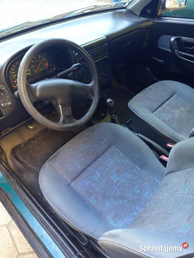 Sprzedam Seat Ibiza 14 Benz Łódź