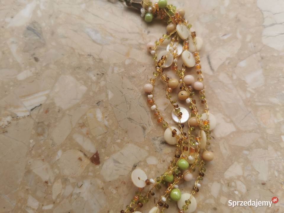 Krótkie korale w ciepłej tonacji podkarpackie Mielec