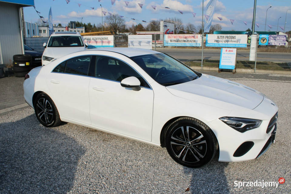 Mercedes CLA 200 Kamera Navi netto 103 985 PLN benzyna sprzedam