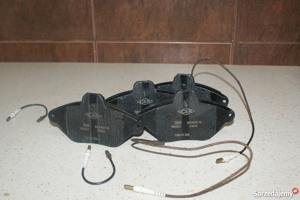 KLOCKI HAMULC CITROEN XANTIA 9301 Z CZUJ WVA Białobrzegi sprzedam