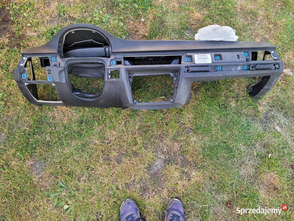 Sprzedam deskę rozdzielczą do bmw e91 2009 do opolskie Kielcza