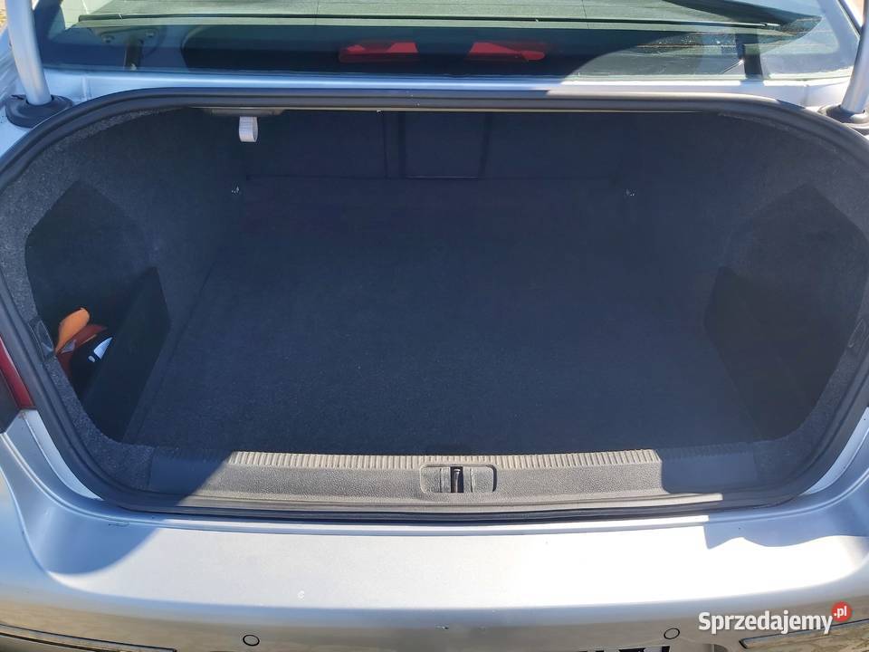 VW PASSAT B6 20 TDI 170 wersja Comfortline salon Passat Słupsk