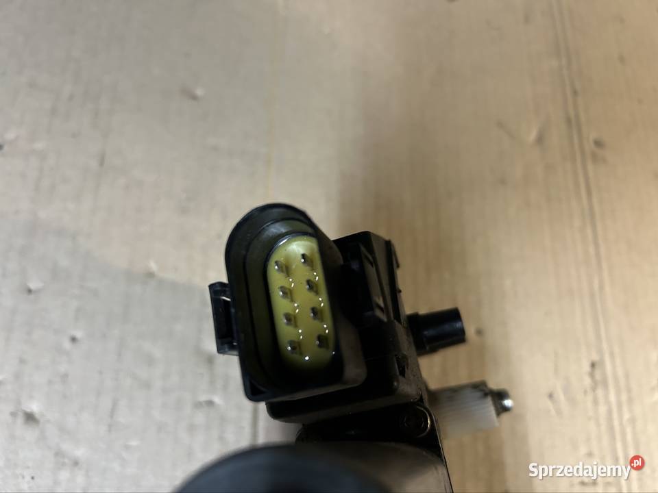 Silniczek szyby lewy przód Audi a3 8L 119024113 osobowe