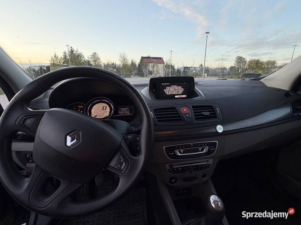 Renault megane 3 kombi Rok produkcji 2010 Rzeszów sprzedam