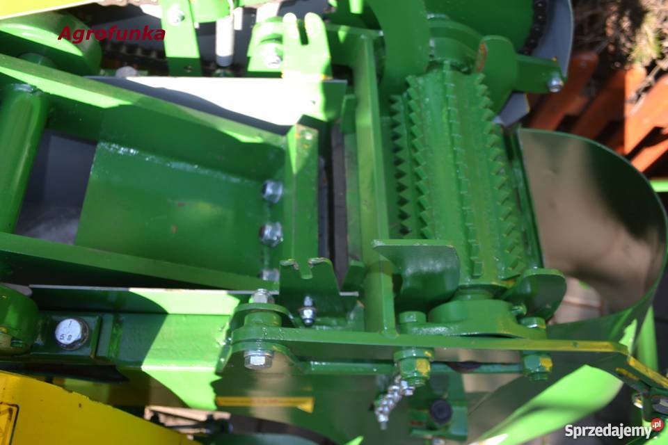 Sad Pole Ogród nowy rębak Selmar Polska Kraków