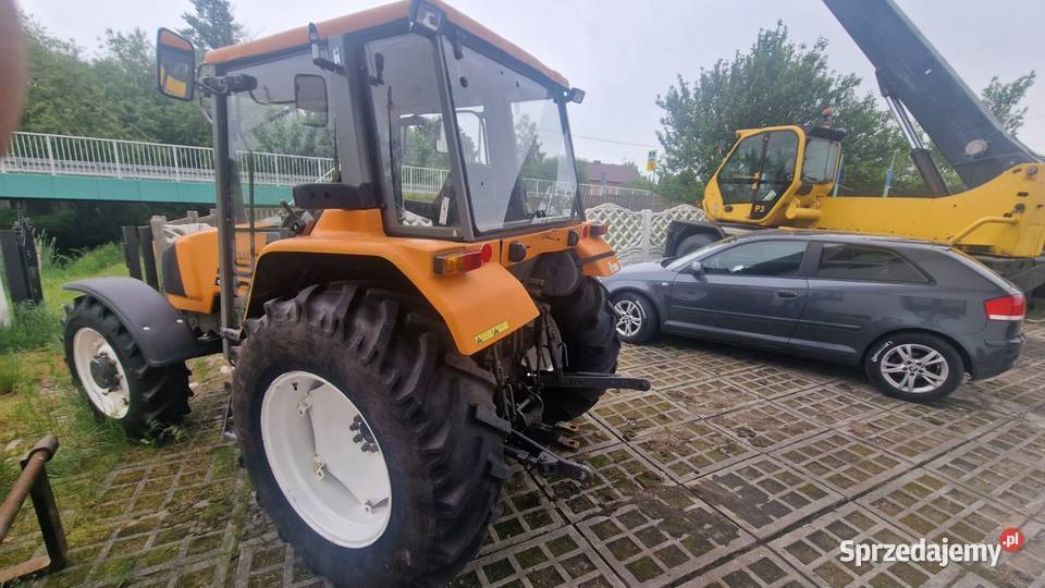 Ciągnik Renault Ceres Renault podkarpackie Zaklików