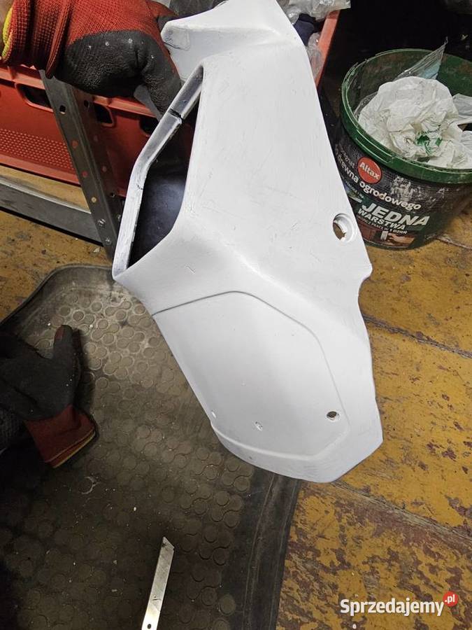 Suzuki DR 600 650 czasza czacha owiewka plastik Jelenia Góra