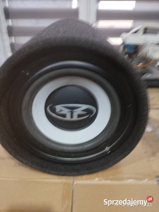 Skrzynia basowa z zintegrowanym wzmacniaczem sprzedam