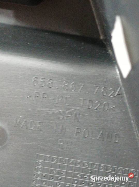 TAPICERKA BOCZEK PRAWY TYŁ BAGAŻNIKA 23R Rok produkcji 2023 sprzedam