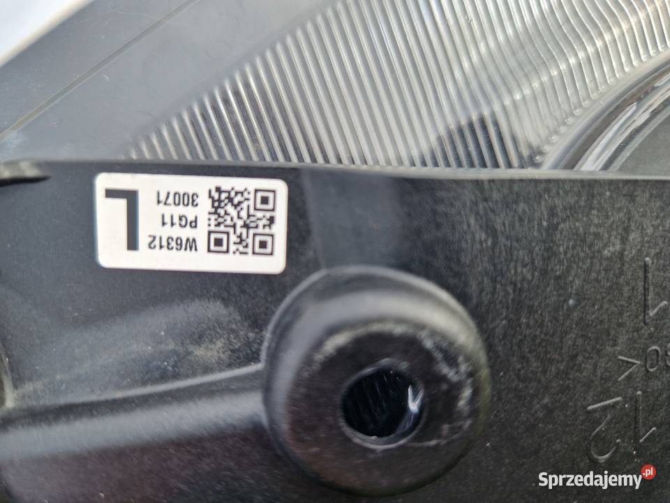 Suzuki SX4 SCross II reflektor Full LED ORG EU Mielec sprzedam