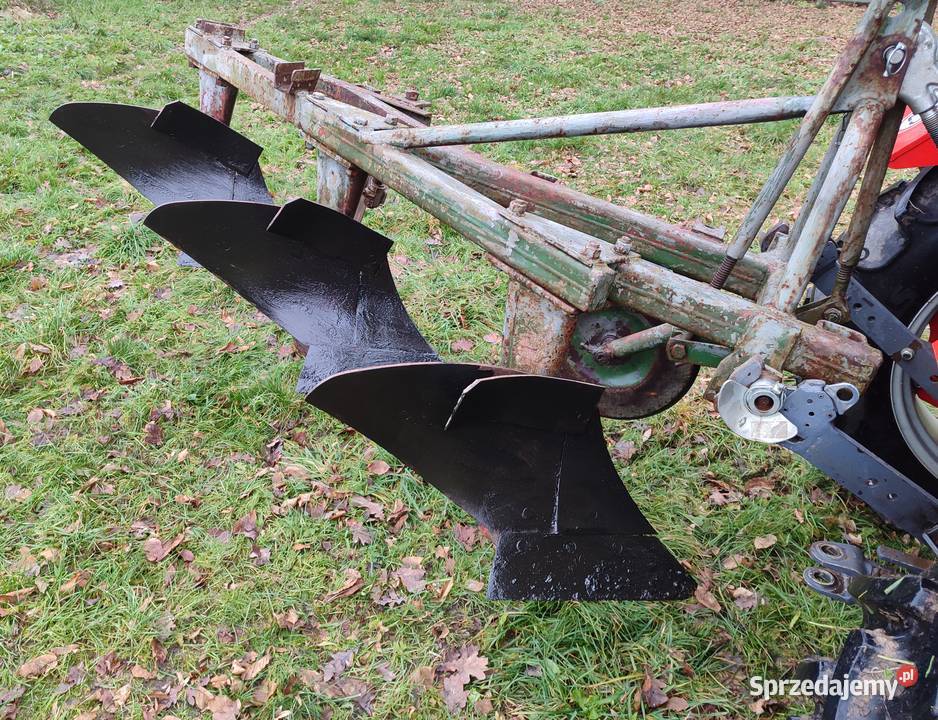 Pług zagonowy 3 skibowy C360M255